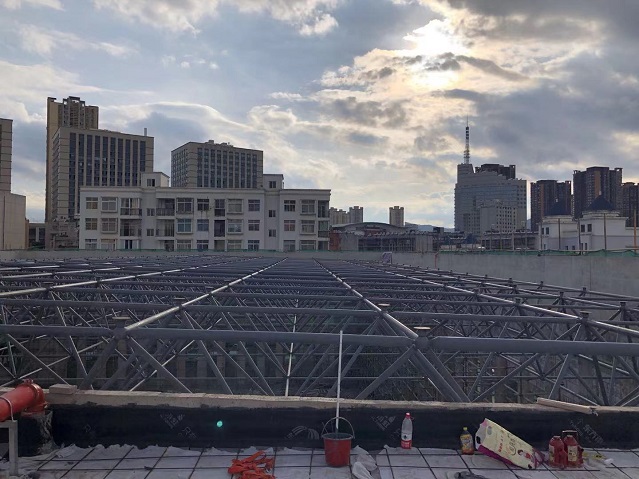 江西云南昆明联勤保障部队65070工程-军体训练馆网架